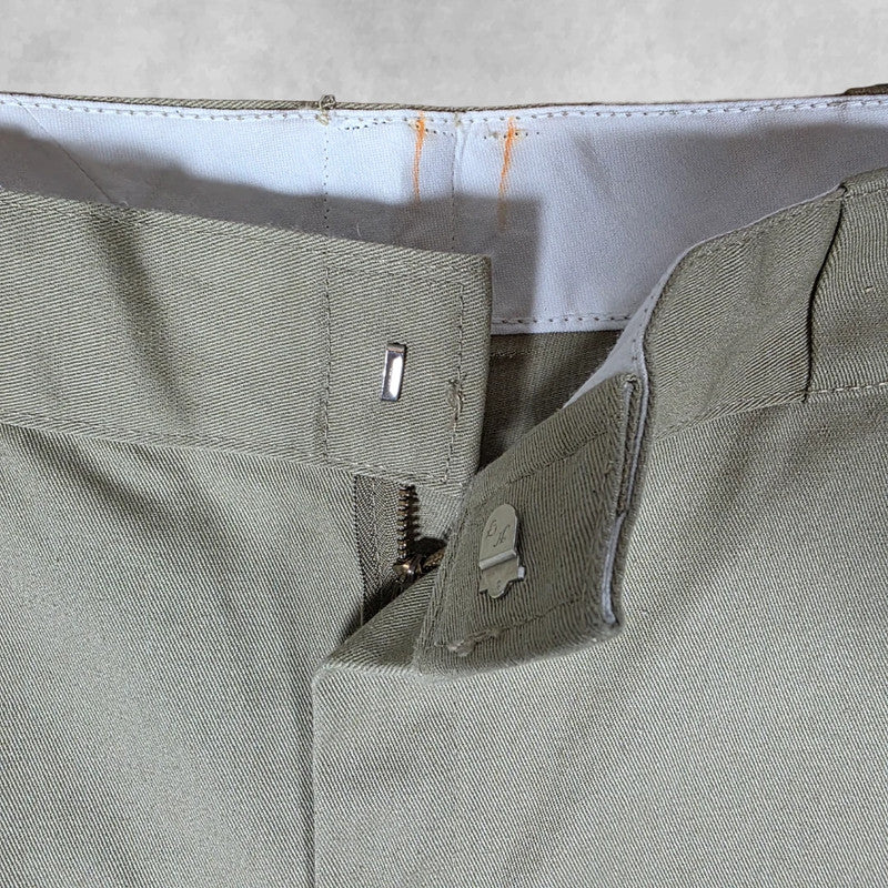 Vintage Dickies Workwear Chinos W38 L29 Beige Relaxed Fit USA Made Pants