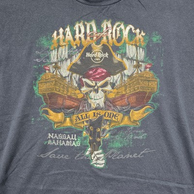 Hard Rock Café Pirate Skull T-Shirt Black Size L Made in Mexico Nassau Bahamas