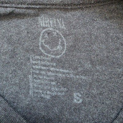 Nirvana T-Shirt Size S XS Fit Grunge Rock Band Tee Smiley Logo Grey Vintage