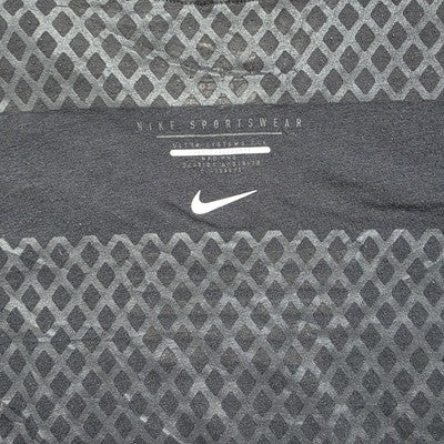 Nike Sportswear Black Patterned Athletic Cut Tee - Size L