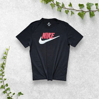 Nike Fuzzy Logo T-Shirt Black Red White Medium Men's Tee Swoosh Graphic MT15