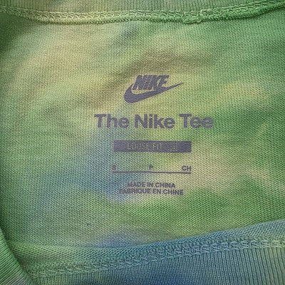 Nike Tie Dye Loose Fit T-Shirt Green Yellow Size Small
