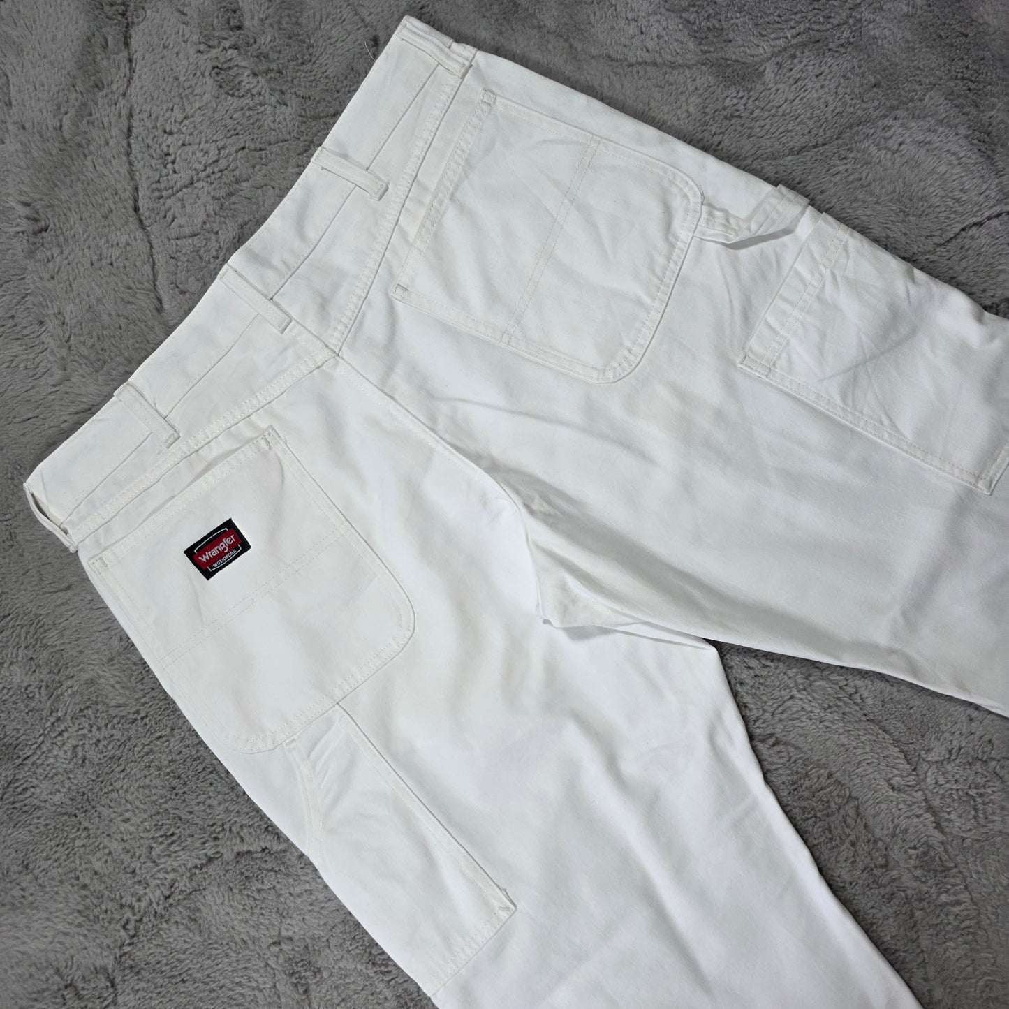 Wrangler Workwear Carpenter Jeans Men’s Straight White Denim W36 L30 60/40 Cotton-Poly Blend