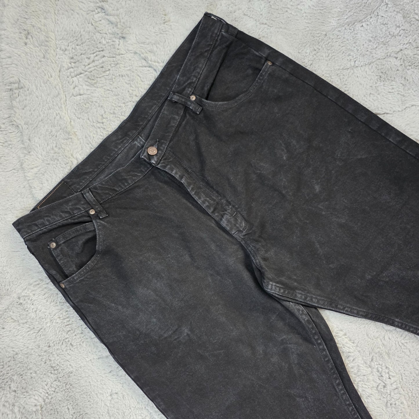 Wrangler Men’s 1097FXVCB Relaxed Fit Jeans Black W40 L30 Made in Mexico