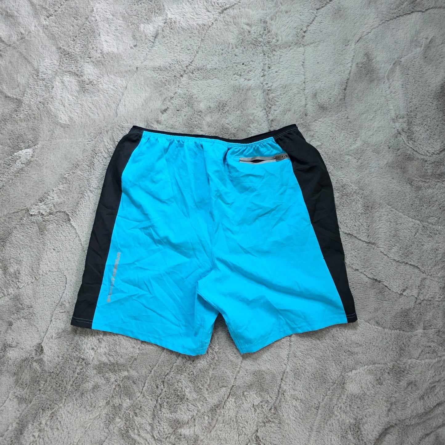 Under Armour HeatGear Blue Sports Shorts Size L W30 | Fitted Lined Gym Shorts