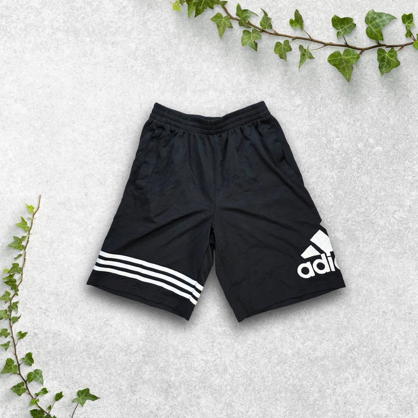 Adidas Basketball Shorts Black White Logo W24 Elastic Waist Youth Large (14/16)