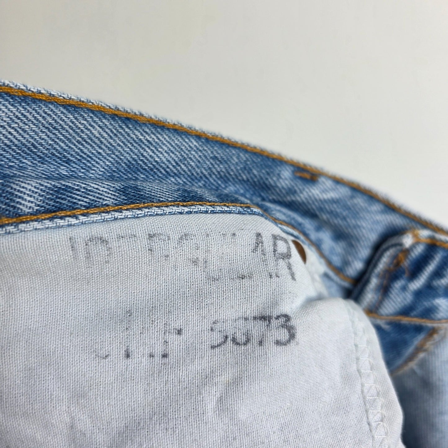 Levi’s 550 Jeans W38 L30 Relaxed Fit USA Made Blue Denim Vintage Men’s