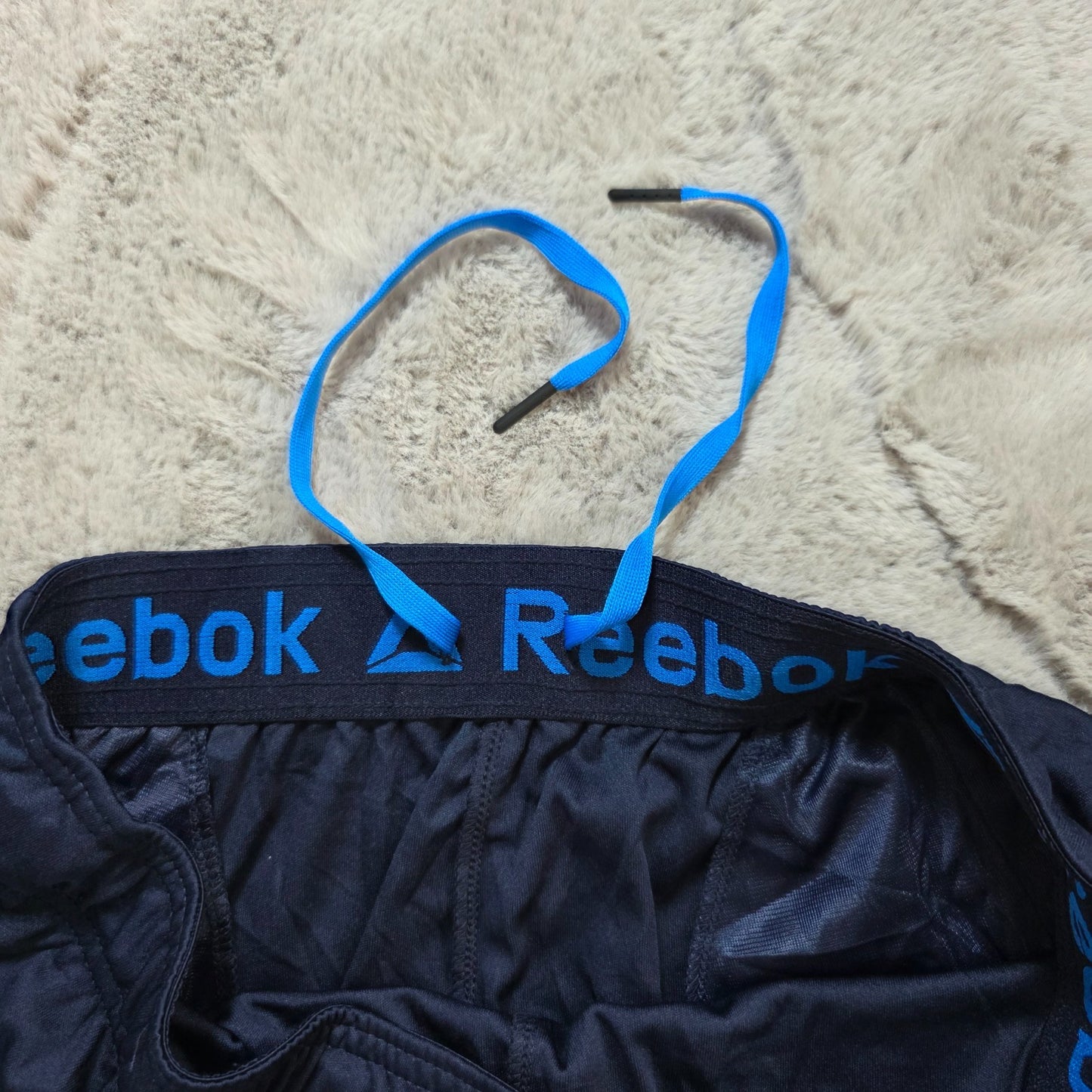 Reebok Sports Shorts Mens L Navy Blue Mesh Panel Training Gym Lightweight