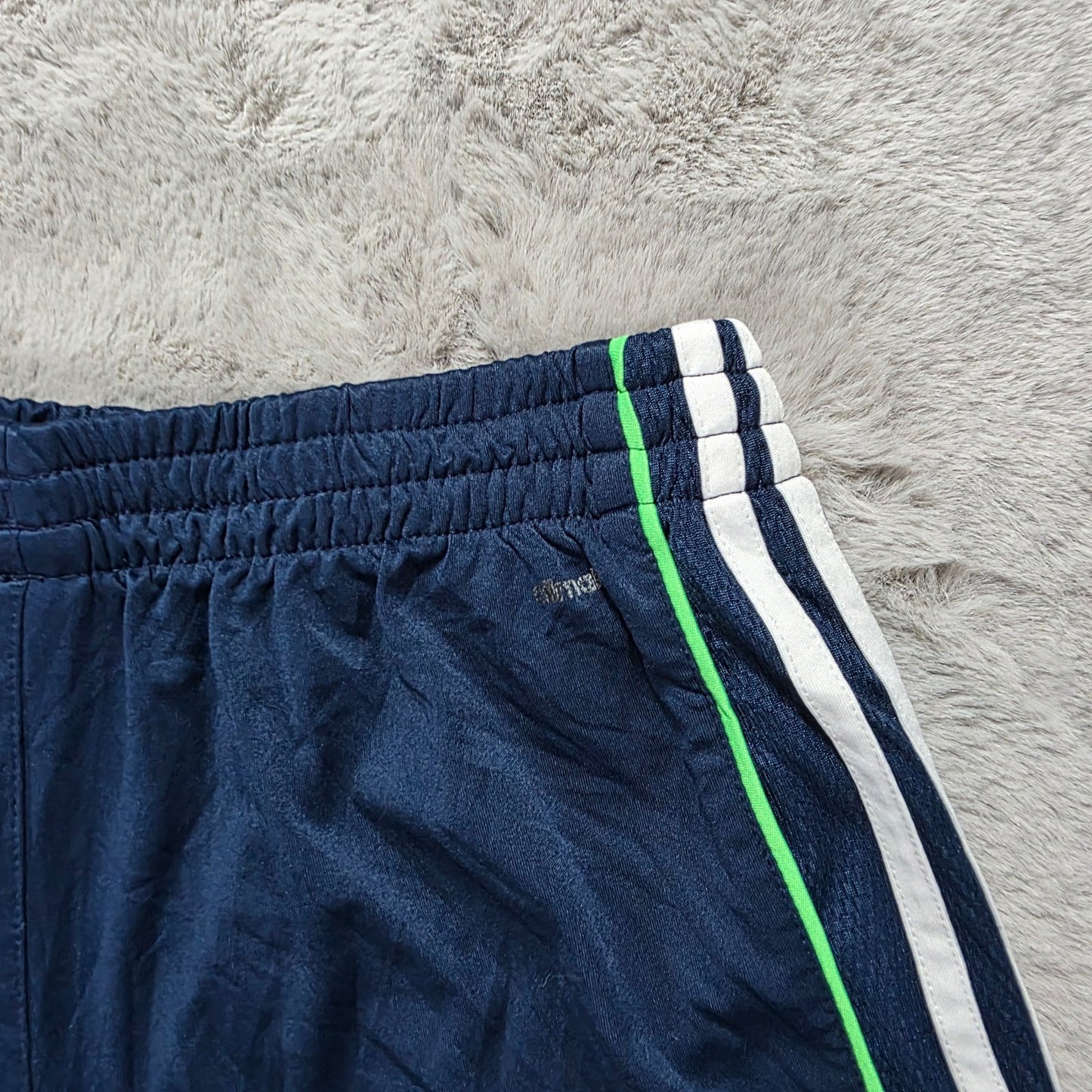 Adidas Youth XL Sports Shorts Navy Green Trim W26 Mesh Stripe Lightweight