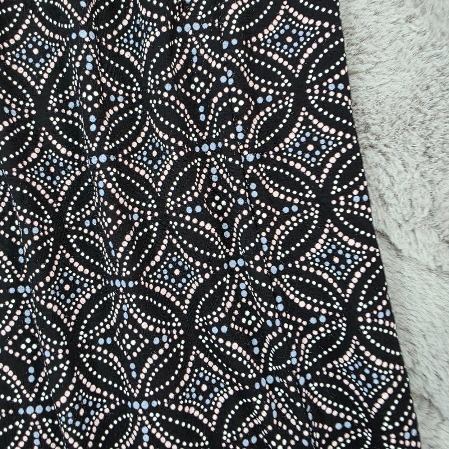 Influence Maxi Skirt Women’s Size B (UK 10–12) Black White Geometric Viscose NWT