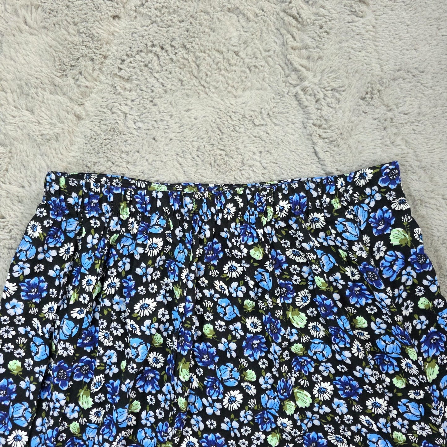 RG Clothing Maxi Skirt Women’s Size 16 Black Blue Floral Polyester NWT