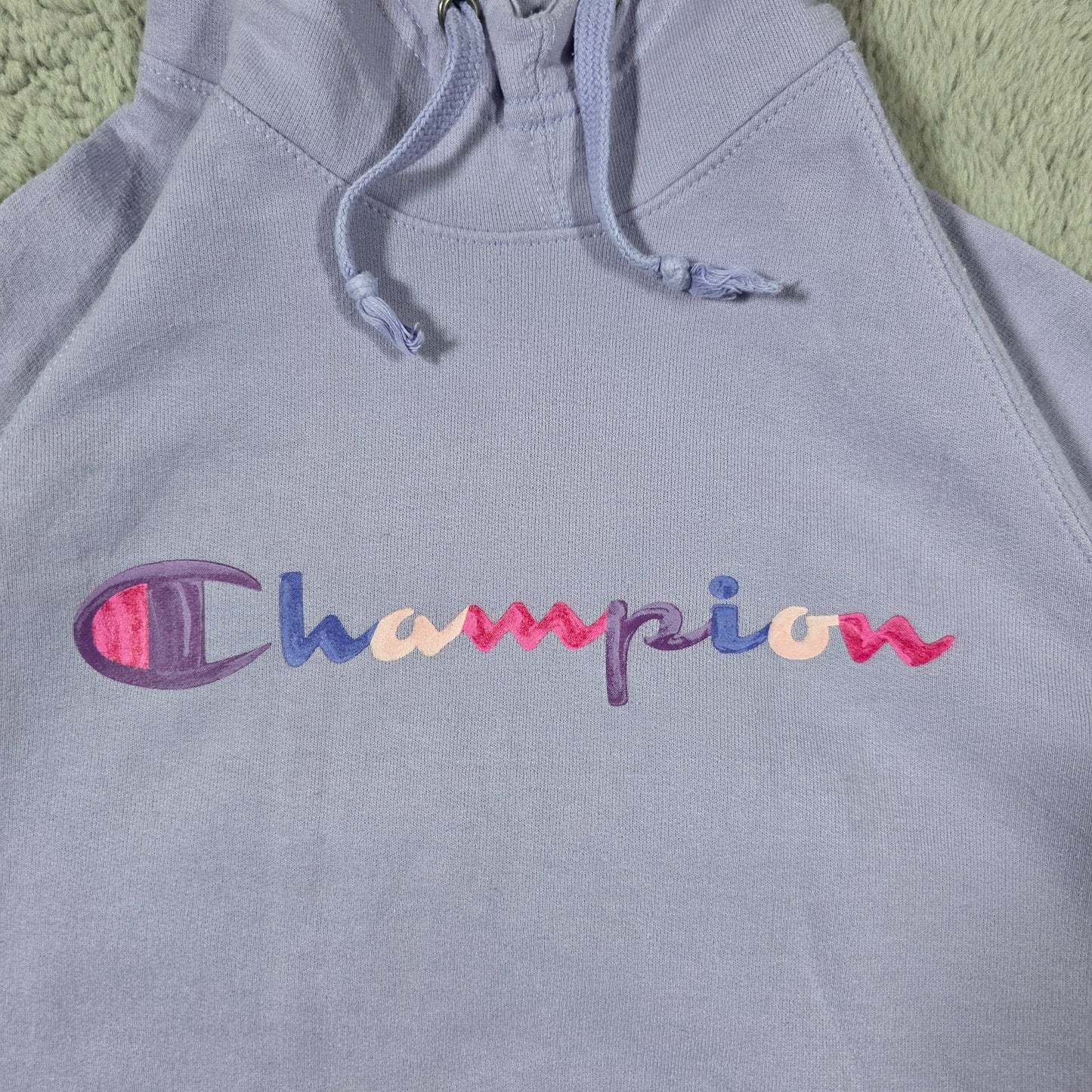 Champion Women’s Purple Hoodie Size M Regular Fit Logo Pullover LB55