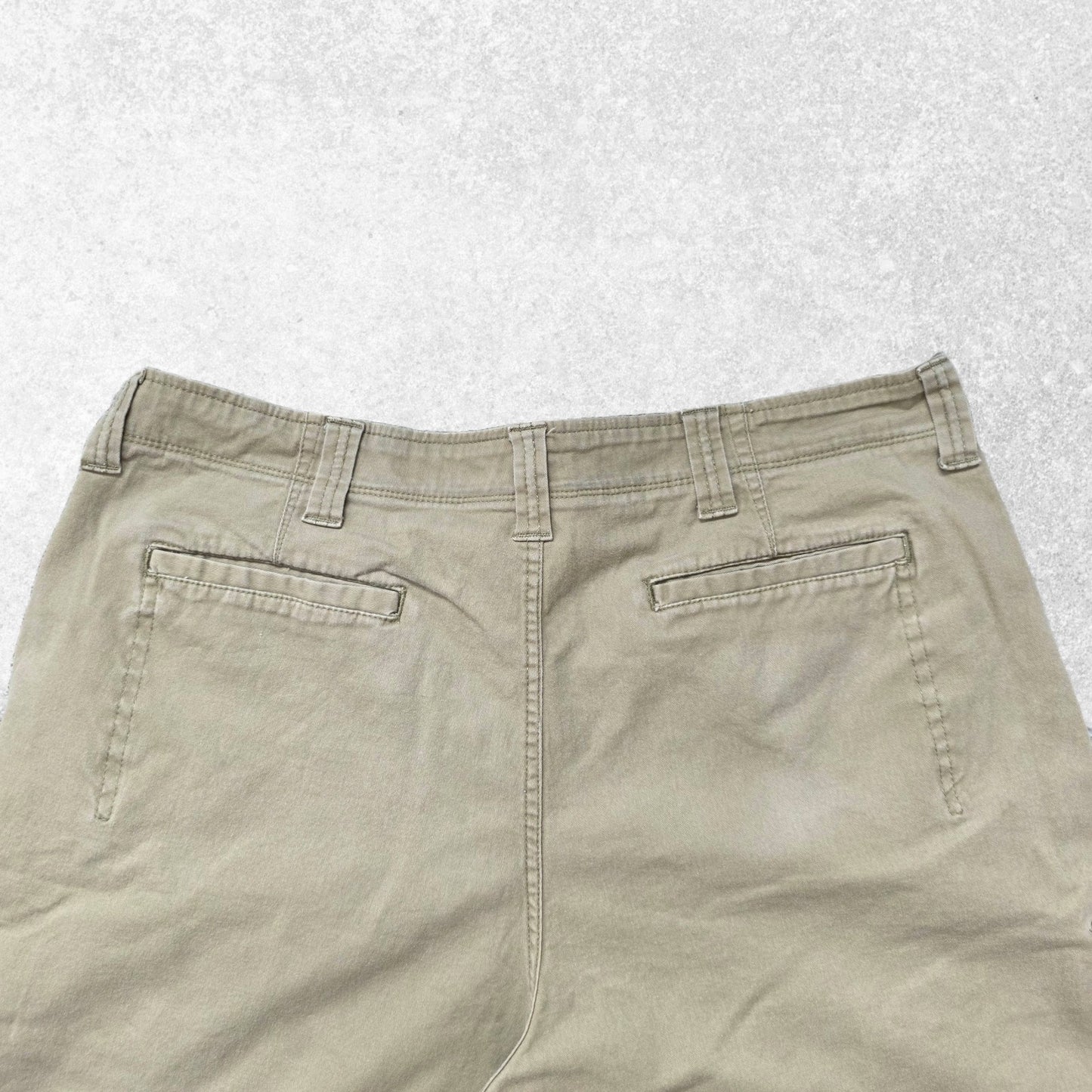 Wrangler Relaxed Fit Khaki Cargo Shorts W36 Utility Pockets Stretch Cotton Summe