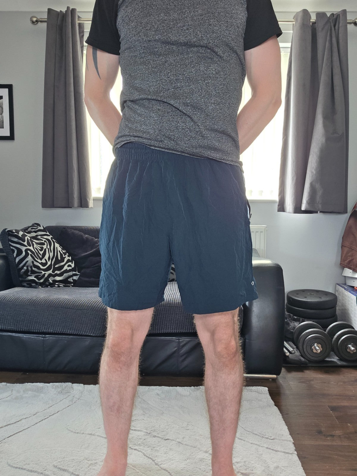 LEG3ND Navy Sports Shorts Size L Zip Pockets Lightweight Drawstring Gym W30