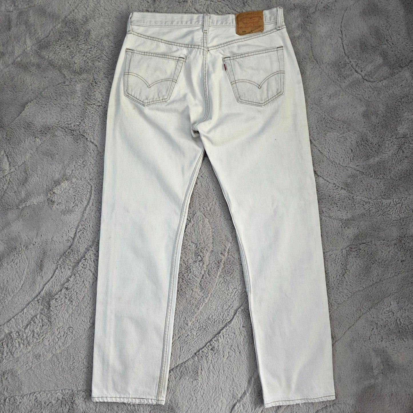 Levi’s 501 Jeans White Made in USA Vintage W34 L32 Distressed Stained Denim