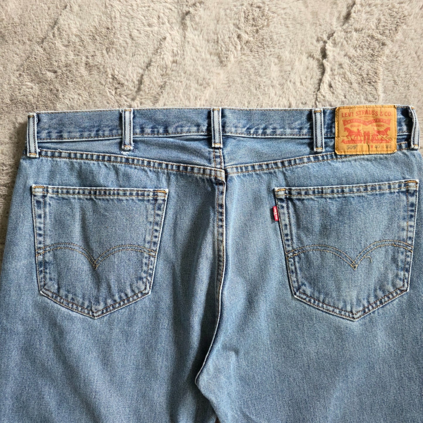 Vintage Levi’s 505 Jeans W40 L32 Straight Leg Light Wash Mexico Made Distressed