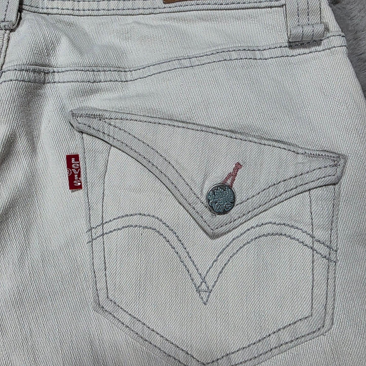 Levi’s Women’s Bootcut Jeans White Denim Size 7M W33 L33