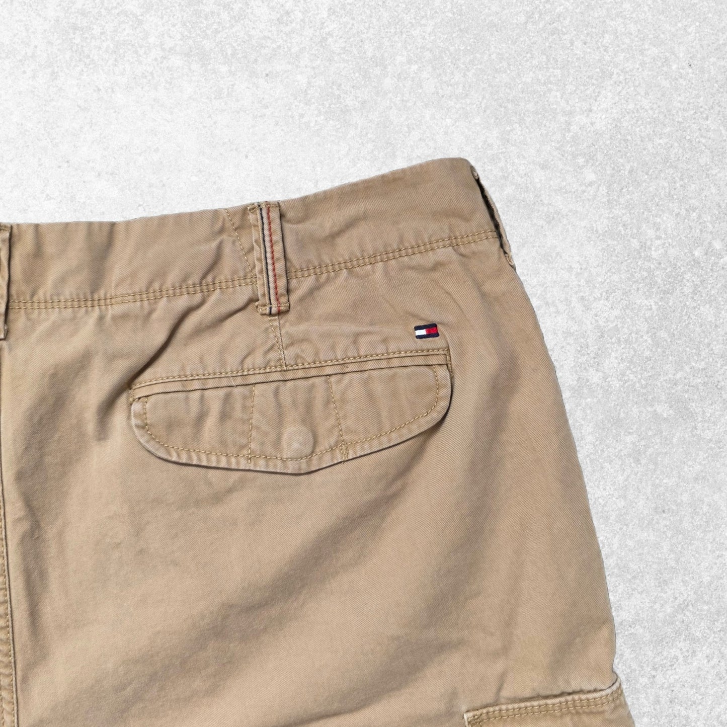 Tommy Hilfiger Beige Cargo Shorts W40 Mens 100% Cotton Summer Utility Pockets