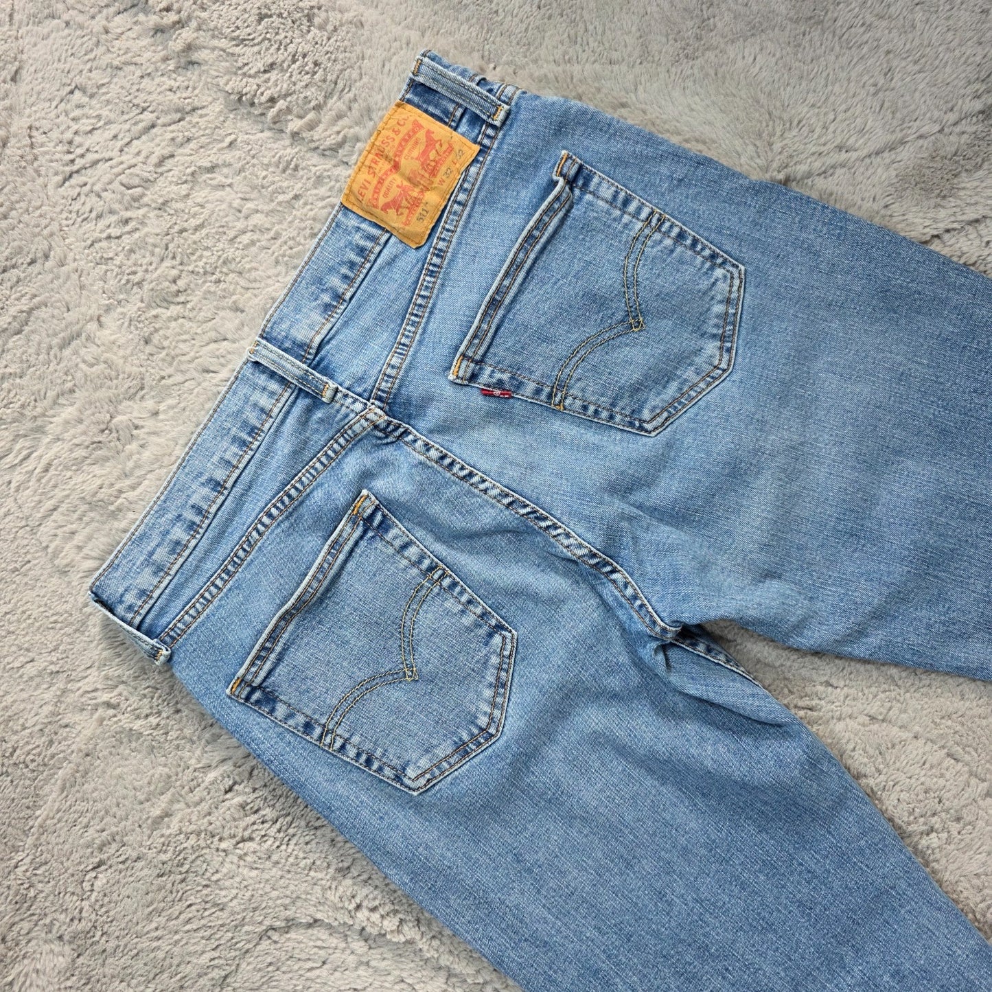 Levi’s 511 Slim Fit Jeans W32 L29 Light Blue Raw Hem Cropped Distressed