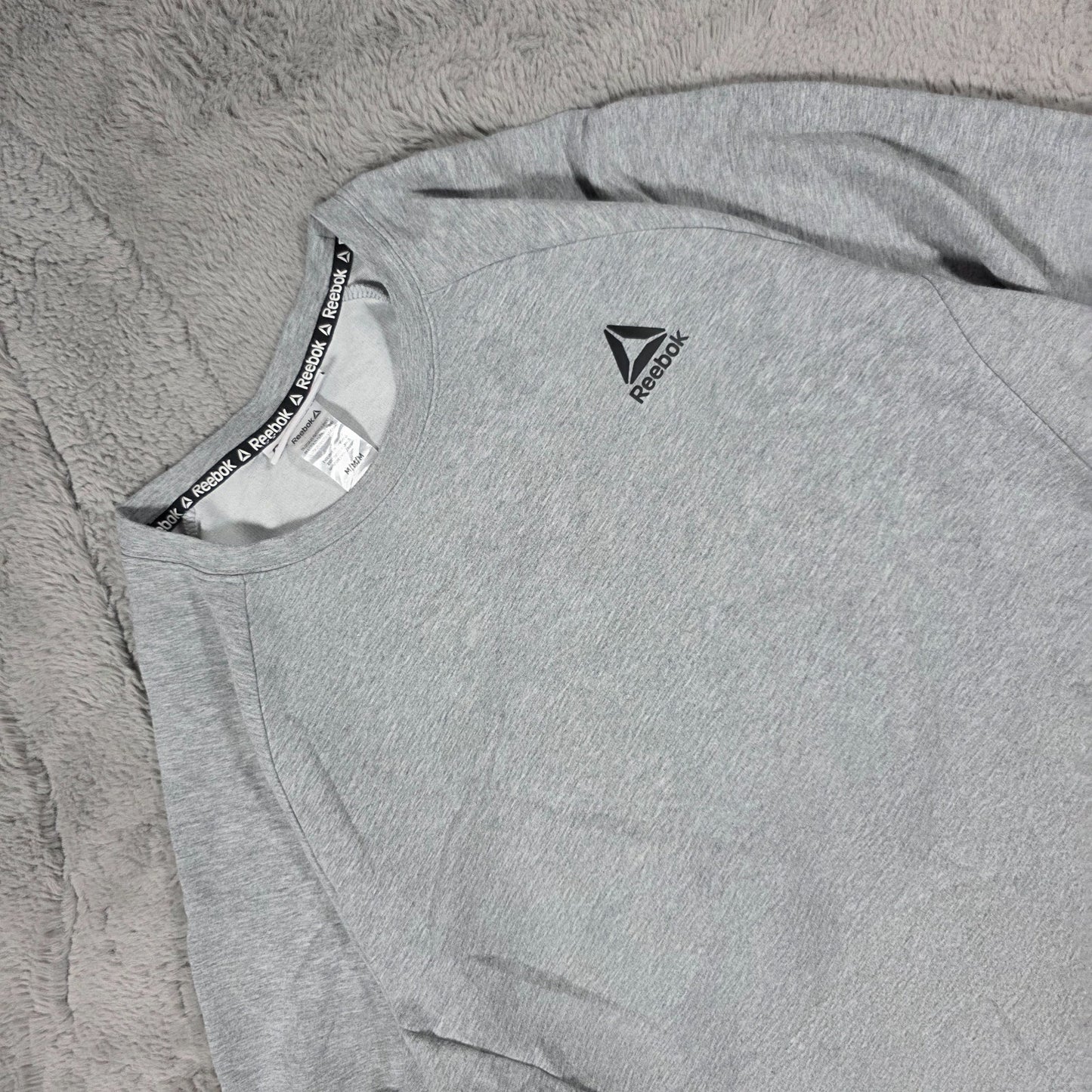 Reebok Men’s Grey Pullover Sweatshirt Size M Lightweight Athletic Fit LB61
