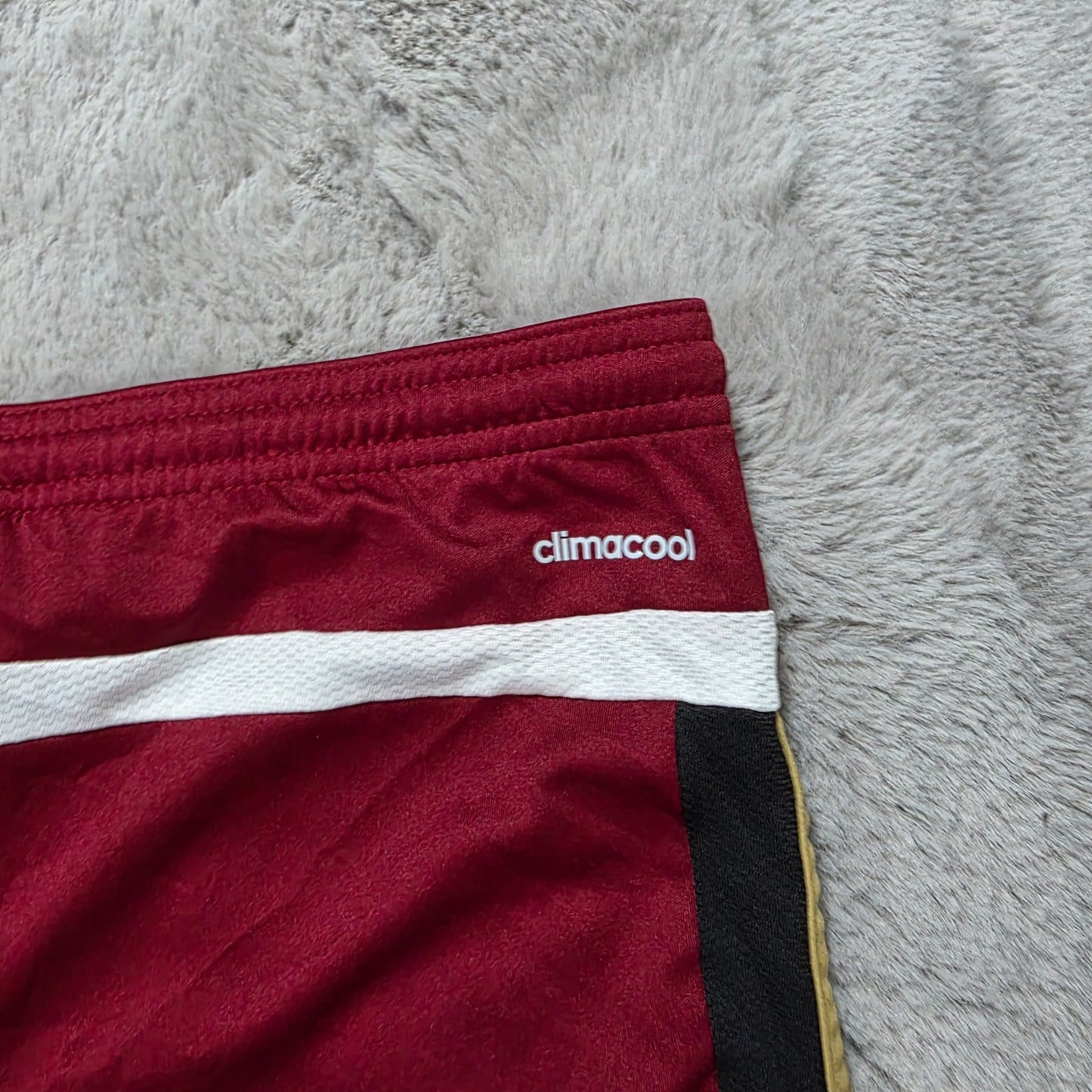 Adidas ClimaCool Shorts W28 Red Black Gold Trim Drawstring Sports Gym M 11β12Y
