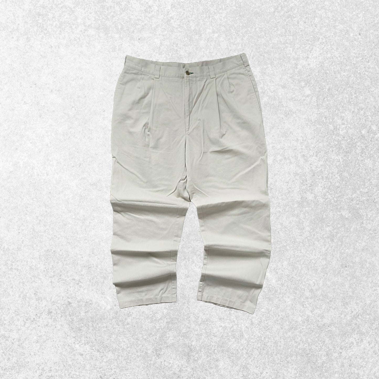 Tommy Hilfiger crest chinos W38 L30 pleated front beige trousers vintage USA VWC