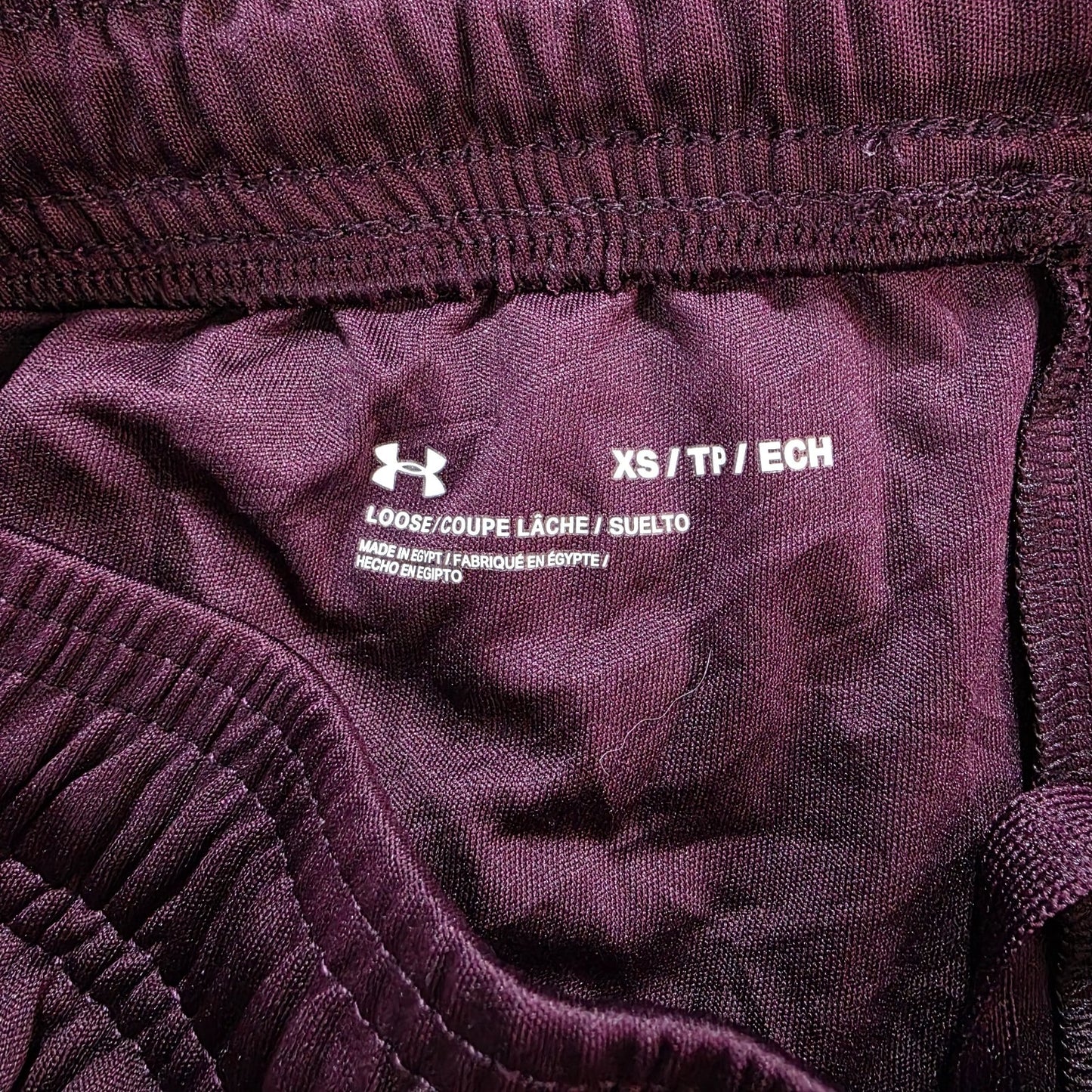 Under Armour Maroon Sports Shorts Size XS W25 Gym Running Training Loose Fit