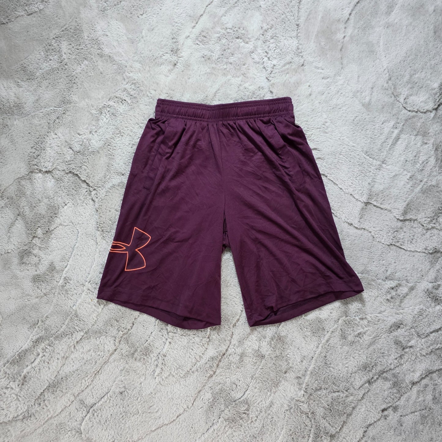 Under Armour Maroon Sports Shorts Size XS W25 Gym Running Training Loose Fit
