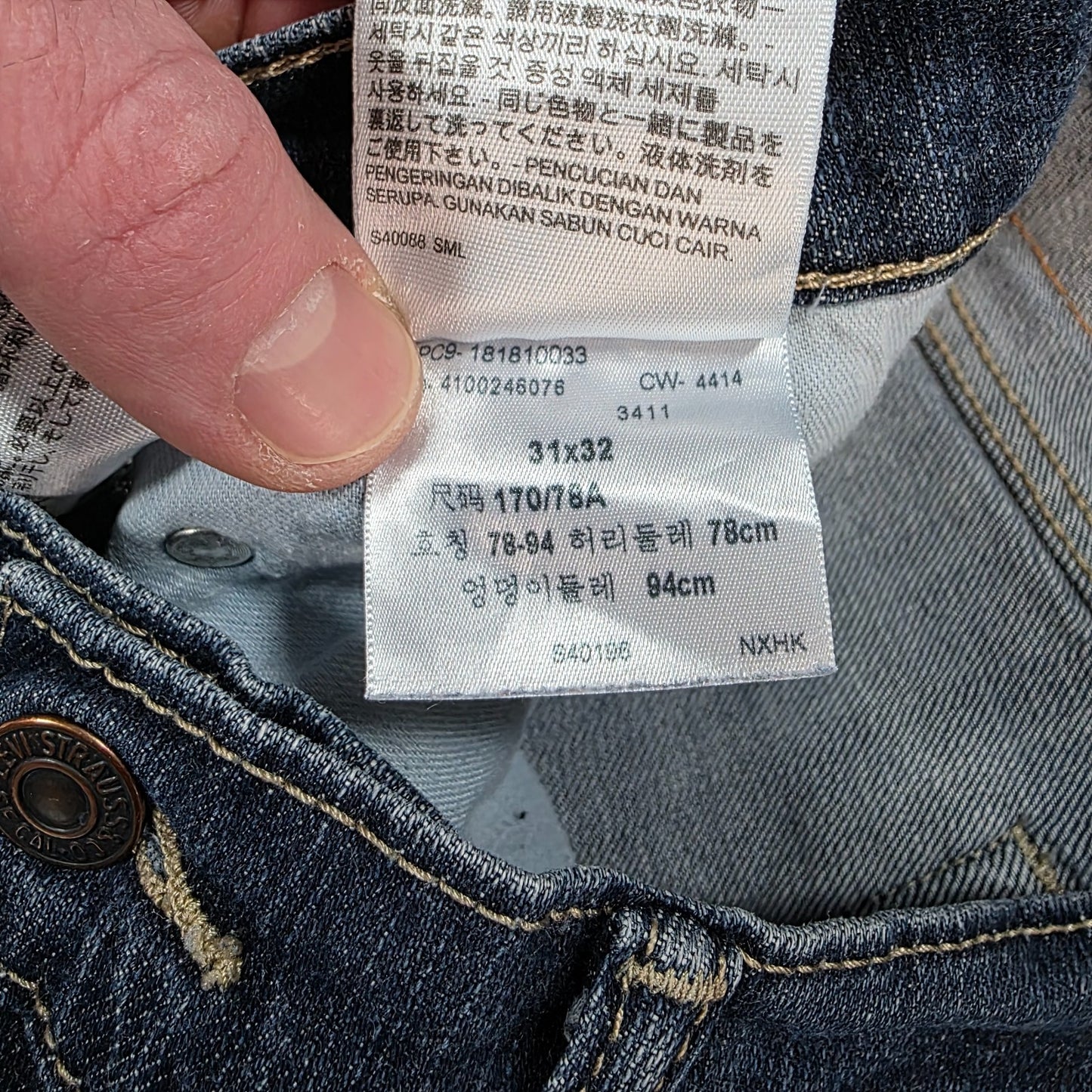 Levi’s 541 Athletic Taper Blue Jeans W31 L32 (Measures 31x30) – Slight Stretch D
