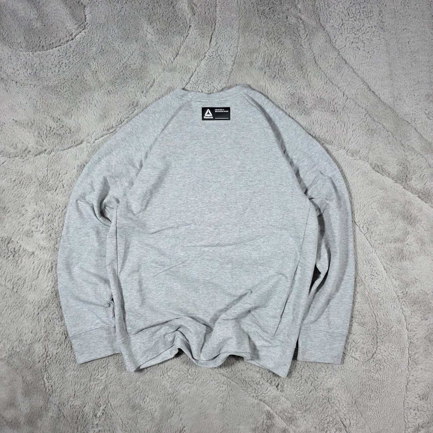 Reebok Men’s Grey Pullover Sweatshirt Size M Lightweight Athletic Fit LB61