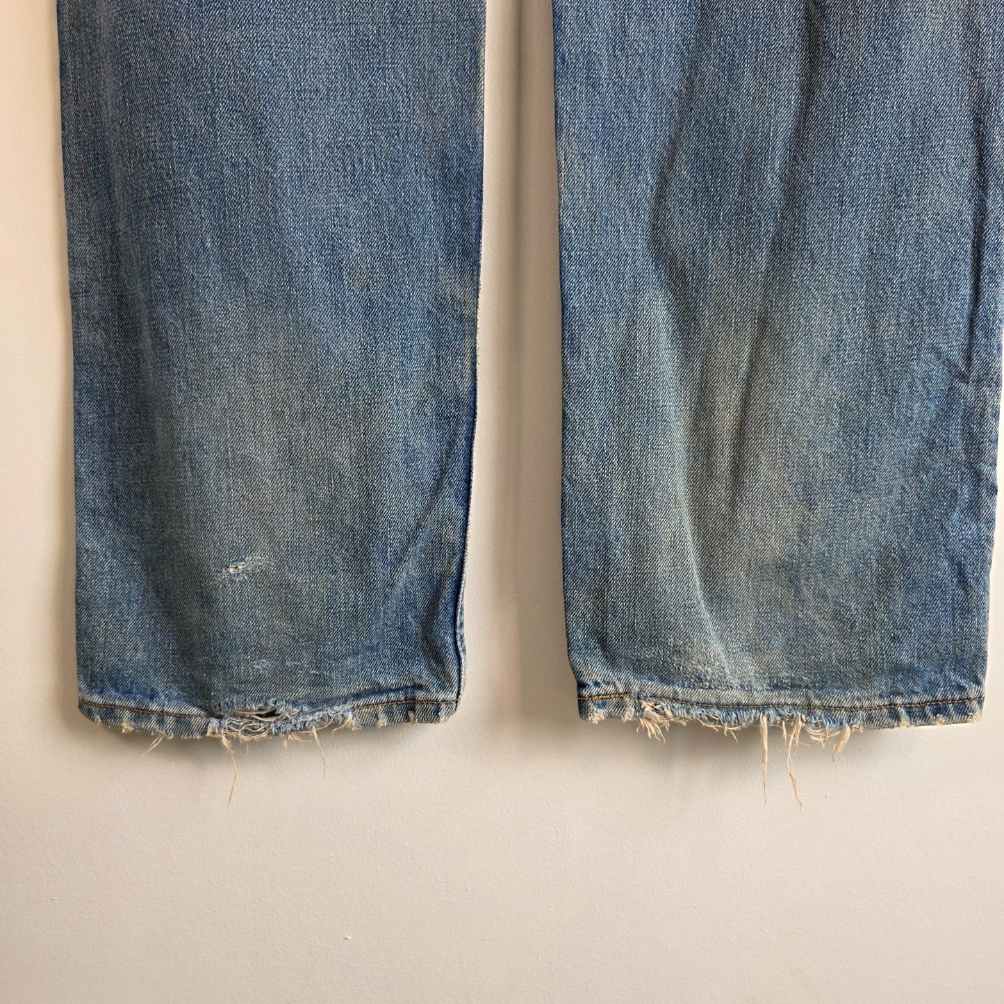 Levi’s 513 Jeans W31 L34 Blue Slim Straight Men’s Distressed Vintage Fade