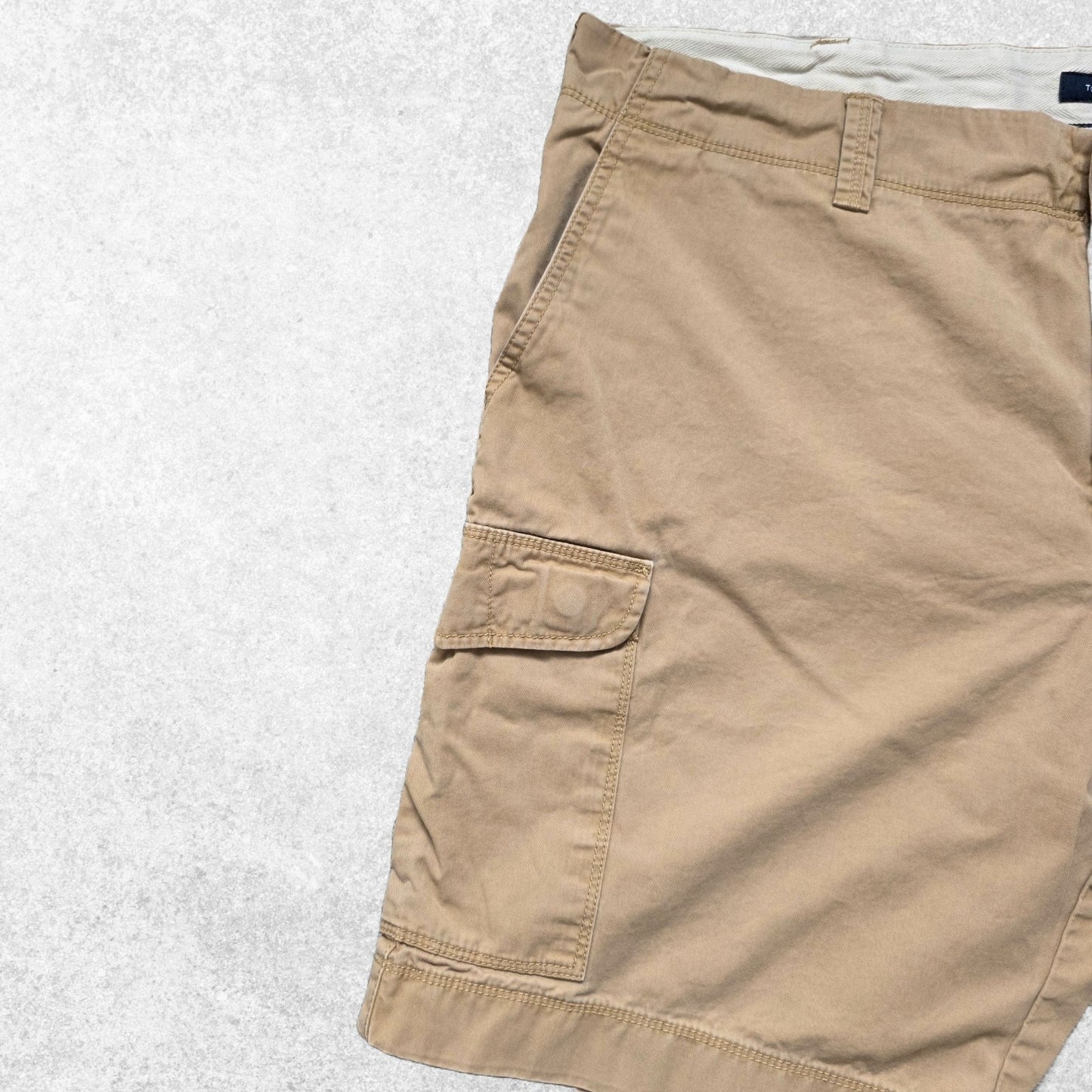 Tommy Hilfiger Beige Cargo Shorts W40 Mens 100% Cotton Summer Utility Pockets