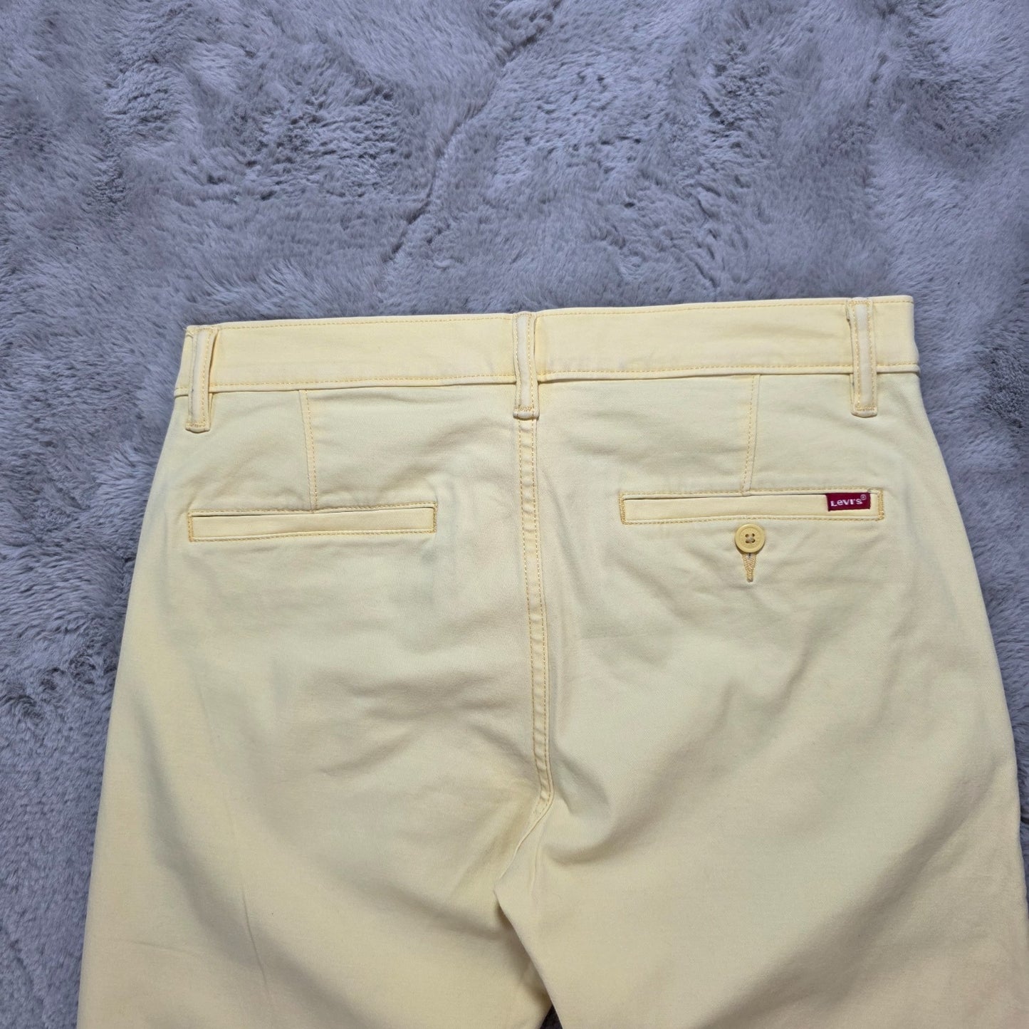 Levi's XX Chino Standard Taper Yellow Chinos W30 L30 (Tagged W29 L32)