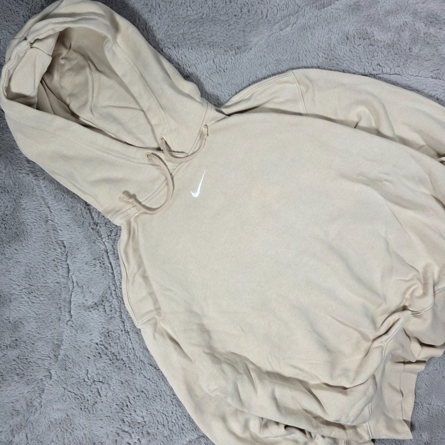 Nike Men’s Cream Hoodie Size S Oversized Fit 80% Cotton Embroidered Swoosh