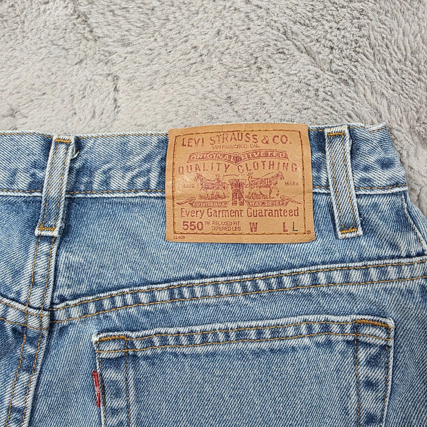 Levi’s 550 Women’s Jeans Vintage 90s Stonewash High Rise Relaxed Taper W30 L34