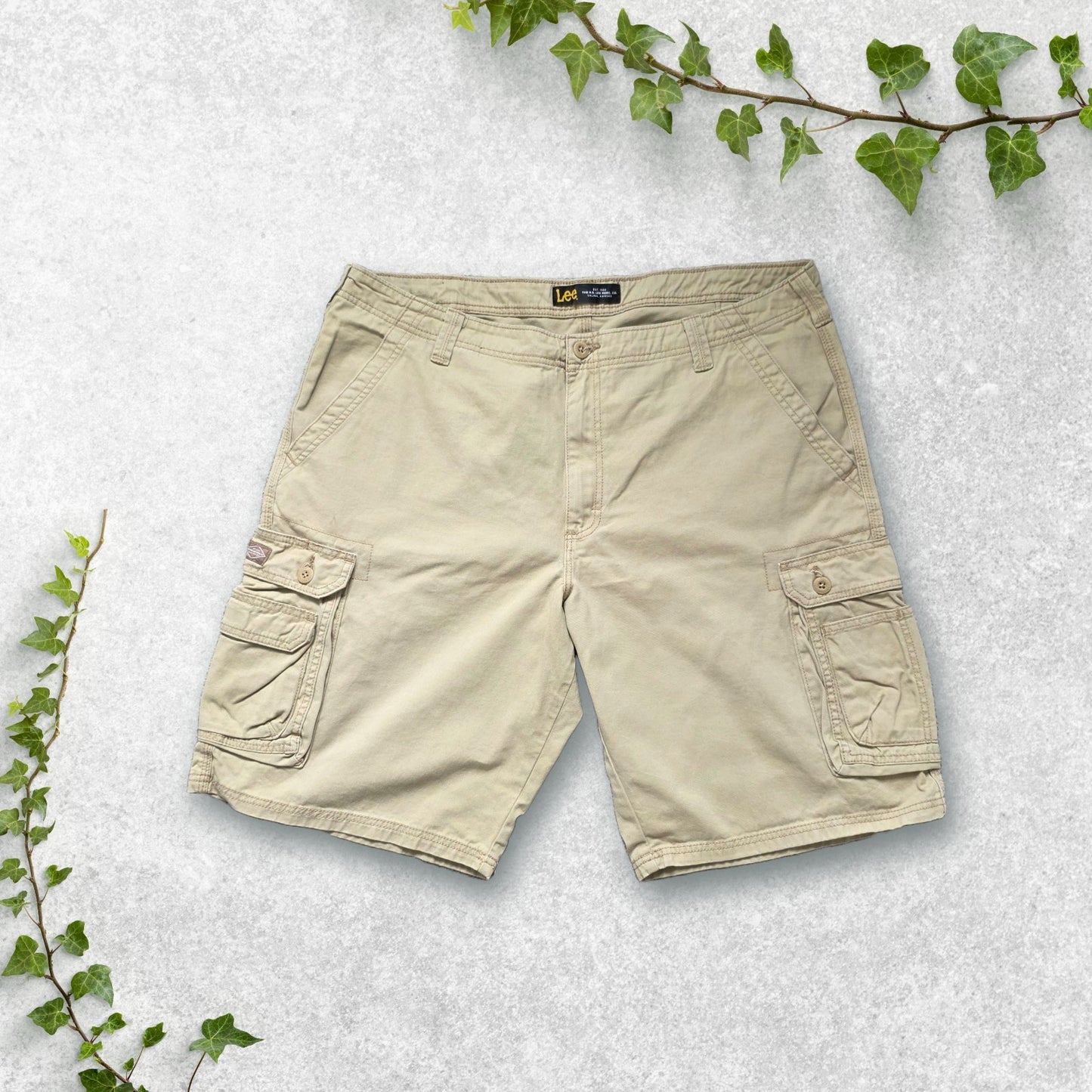 Lee Khaki Cargo Shorts W40 Utility Style 100% Cotton Summer Workwear Fit Beige