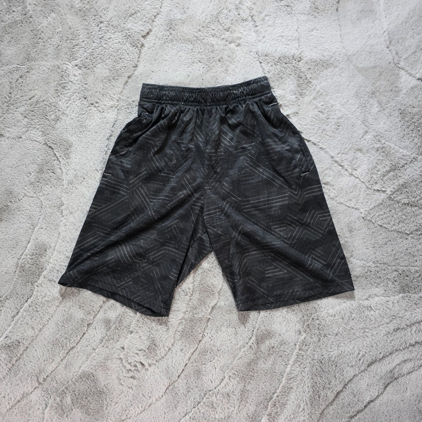 Champion Black Pattern Mesh Sports Shorts Youth S W22 | Lightweight Training