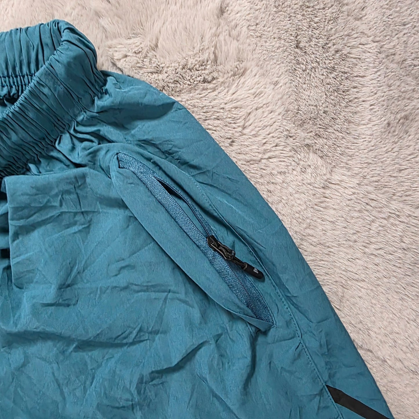 Adidas Teal Sports Shorts W20 Small Fit Zip Pockets 3-Stripes Tagged M