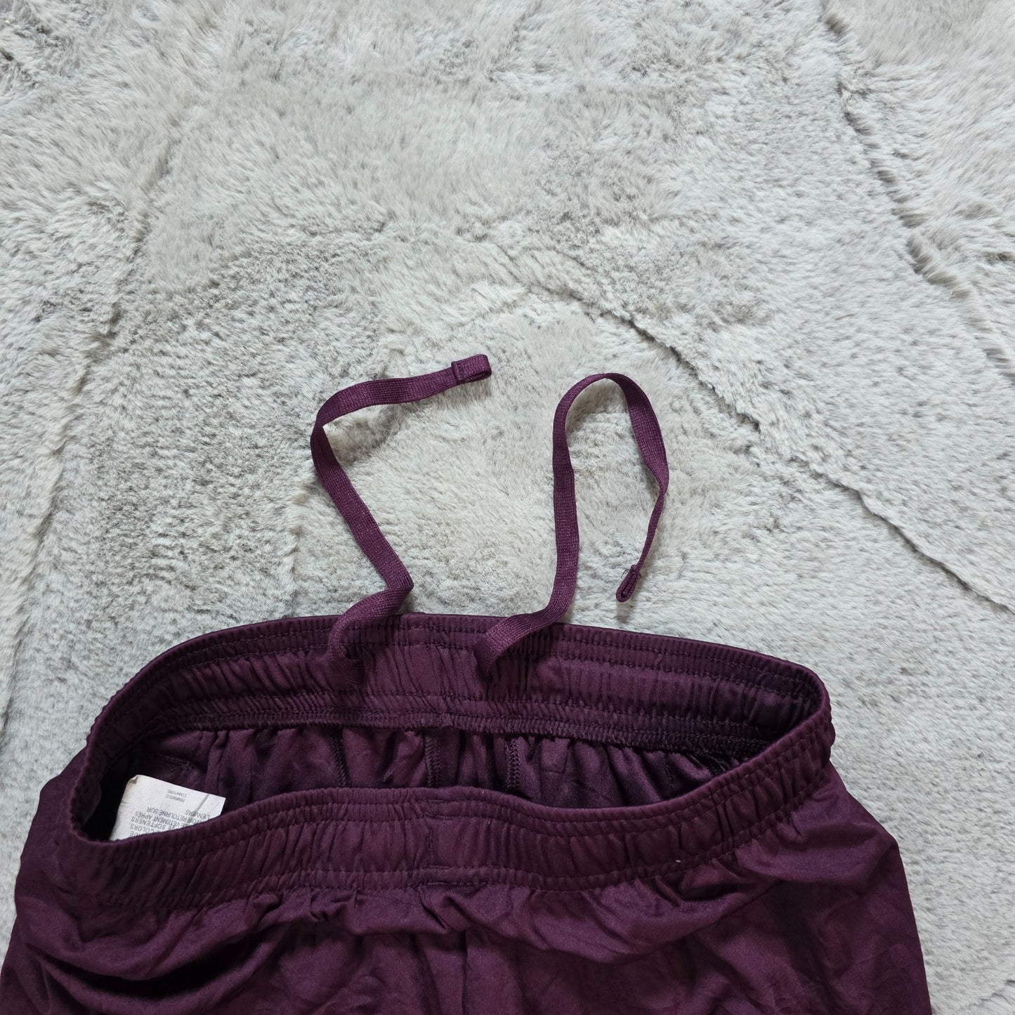 Under Armour Maroon Sports Shorts Size XS W25 Gym Running Training Loose Fit