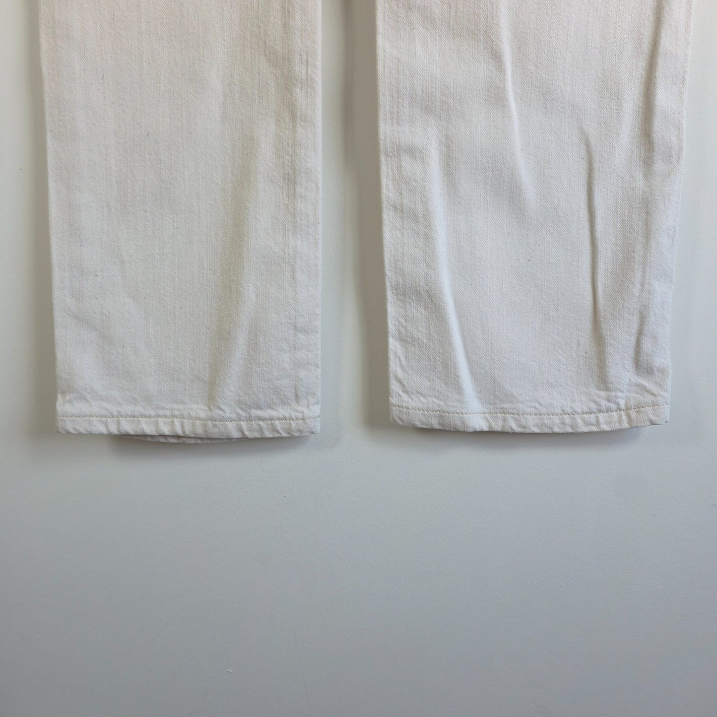 Tommy Hilfiger Slim Straight Jeans Men’s W34 L31 (W34 L32 Tag) White Denim