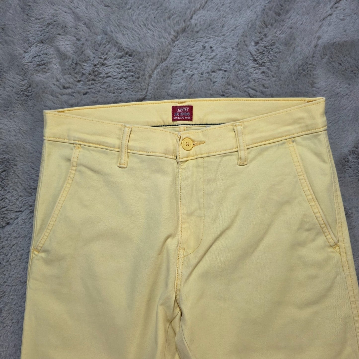 Levi's XX Chino Standard Taper Yellow Chinos W30 L30 (Tagged W29 L32)
