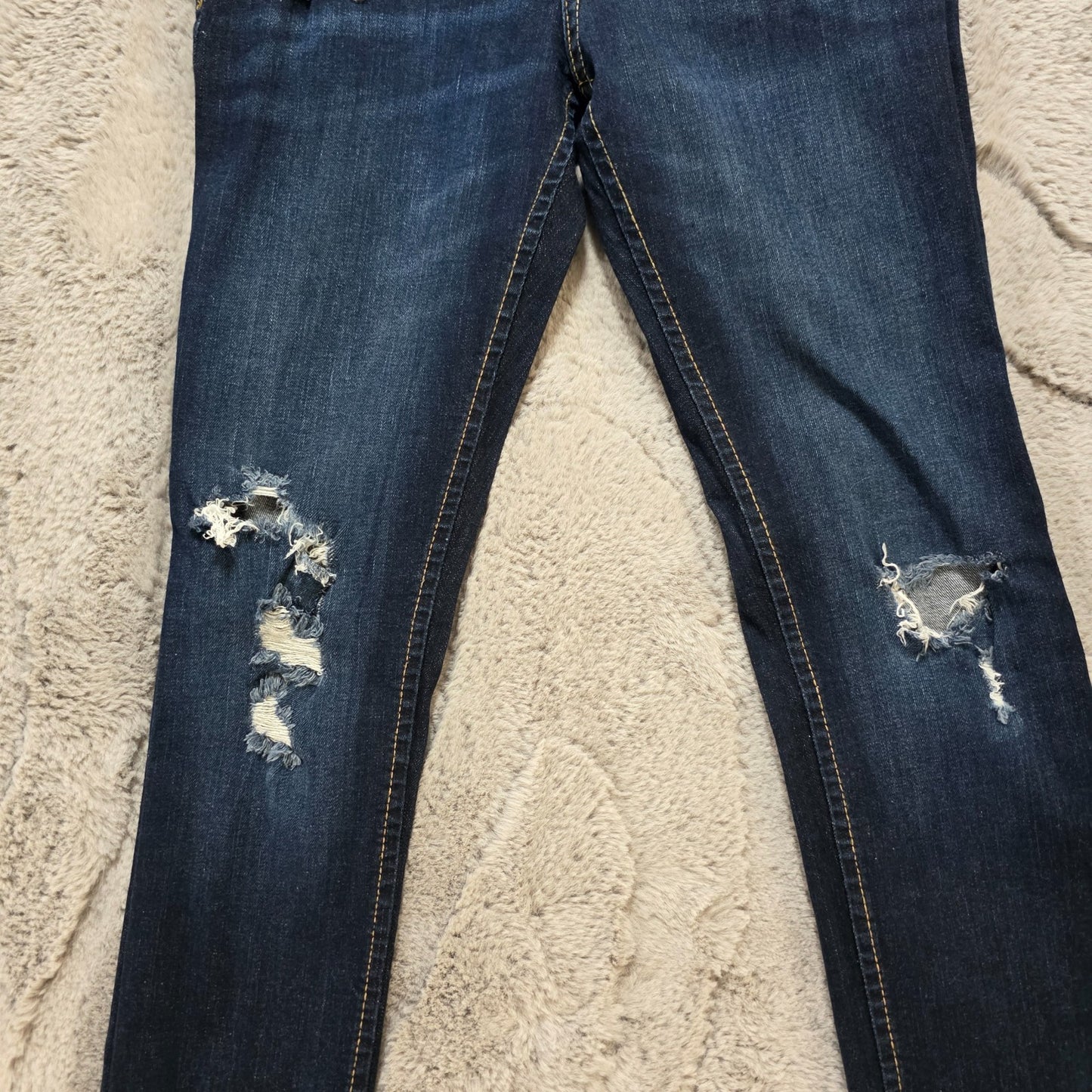 Levi’s Girlfriend Jeans Kids Size 12 W25 L27 Blue Distressed Denim Skinny Youth