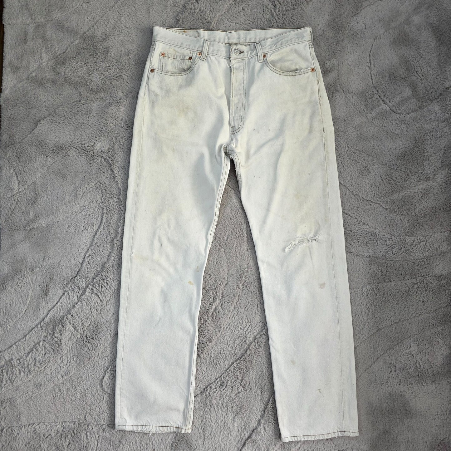 Levi’s 501 Jeans White Made in USA Vintage W34 L32 Distressed Stained Denim