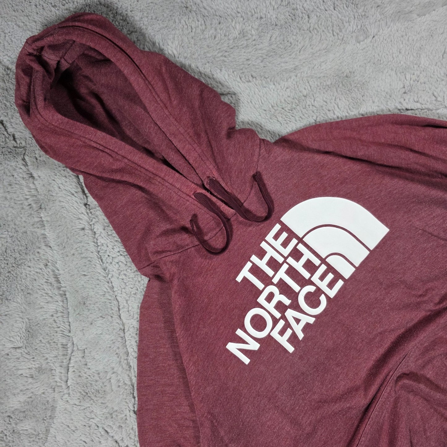 The North Face Women’s Half Dome Pullover Hoodie Burgundy Size L Logo Sweatshirt