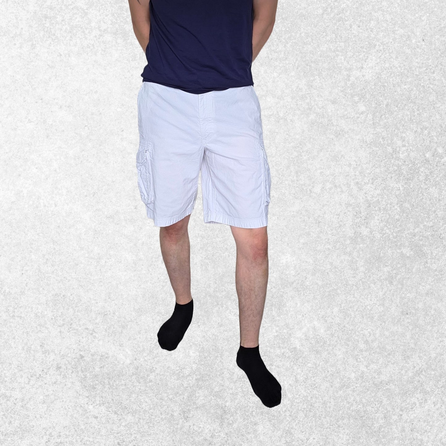 Izod White Cargo Shorts W34 Utility Style 100% Cotton Summer Casual USA Brand