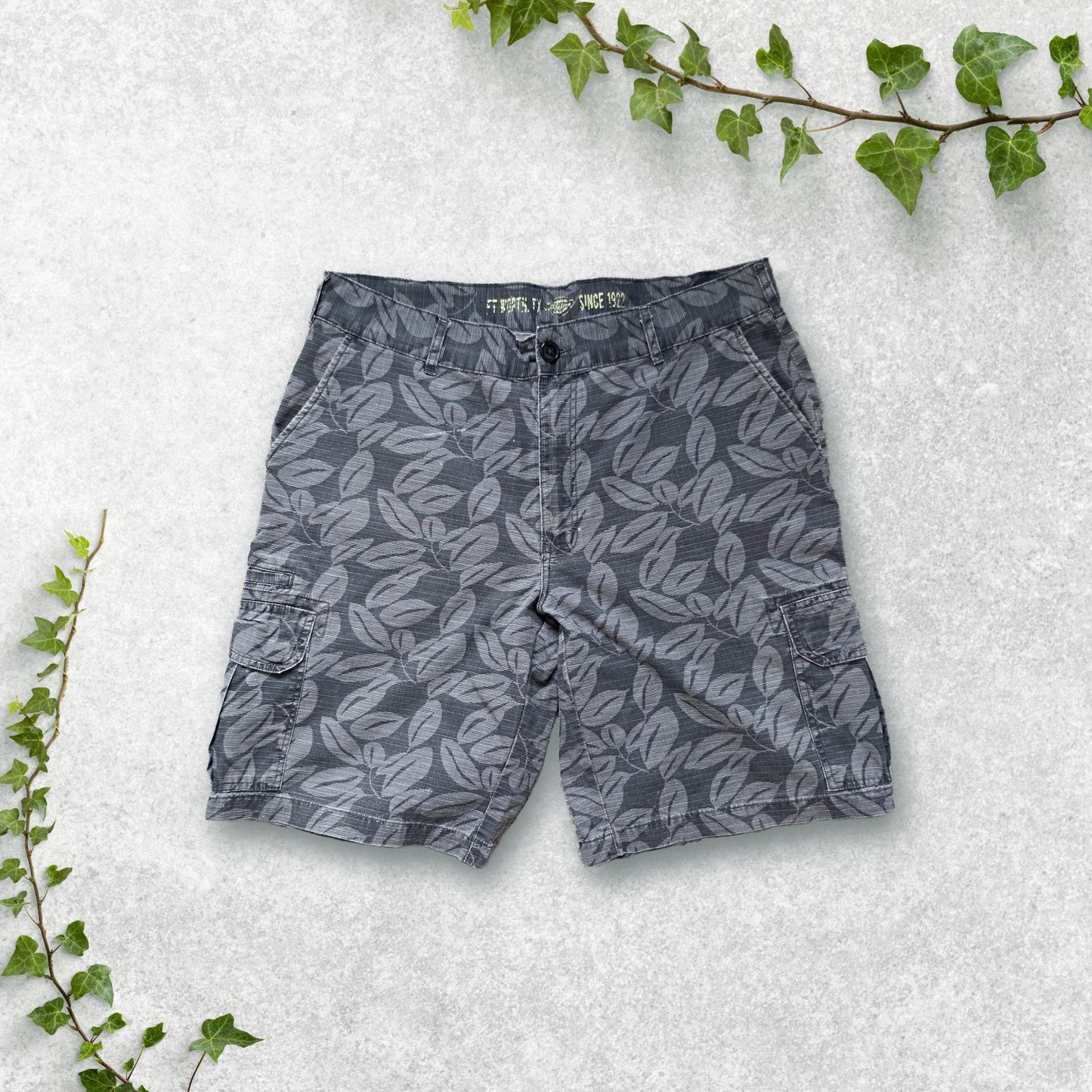 Dickies Leaf Print Cargo Shorts W36 Relaxed Fit Utility Style Grey 100% Cotton