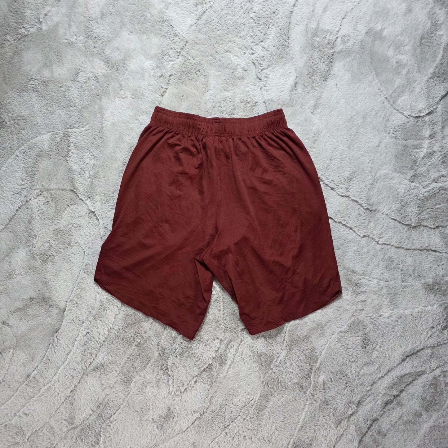 Under Armour Maroon Training Shorts Size S W25 9" Inseam Lightweight Gym