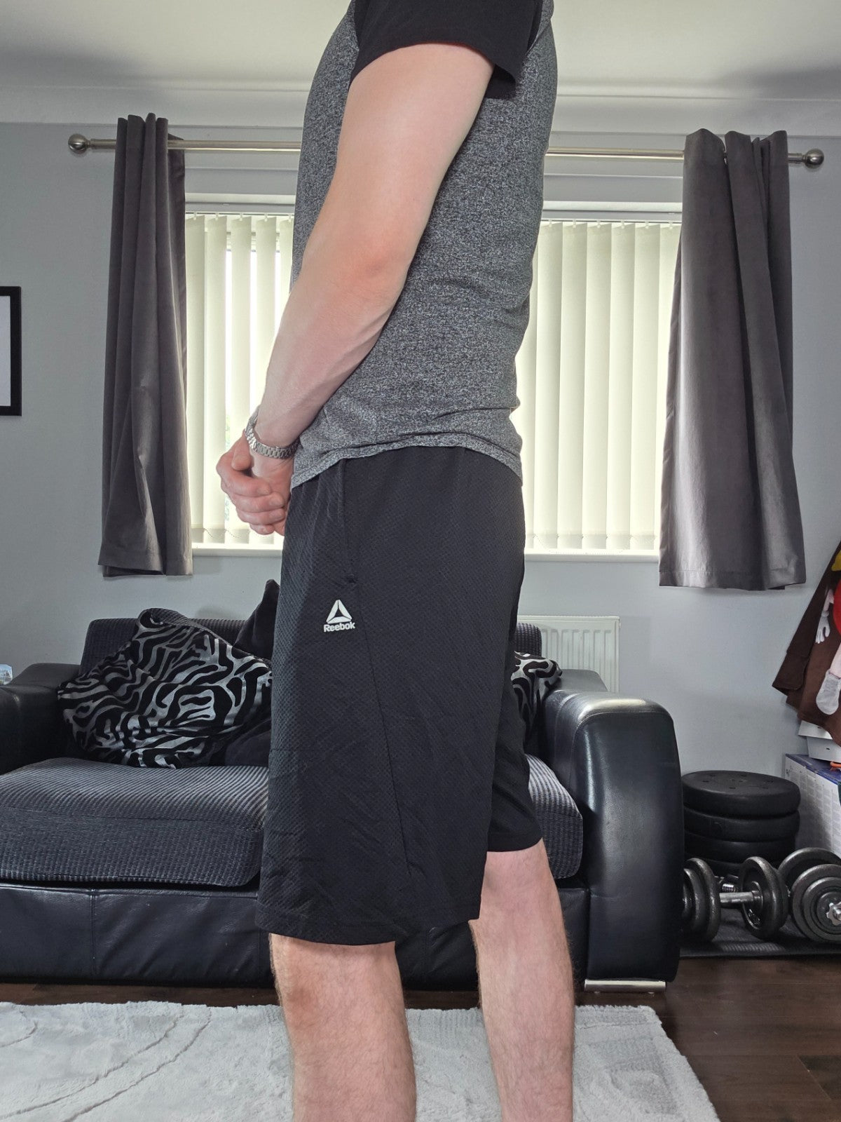 Reebok Men’s Mesh Sports Shorts Black Size M W29 10” Inseam