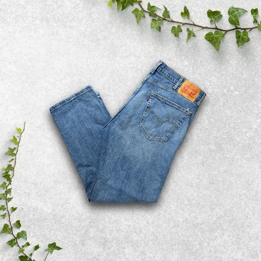 Levi's 505 Regular Fit Jeans W36 L30 Mid Blue Straight Leg USA Style