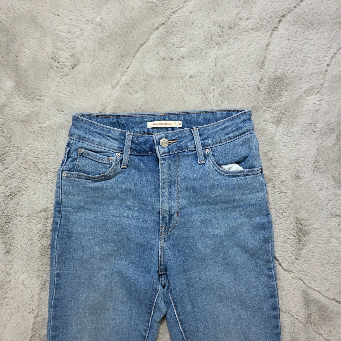 Levi's 711 High Rise Skinny Jeans Medium Wash W26 L30 Women’s Stretch Denim